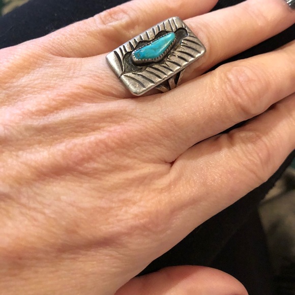 Vintage Navajo Turquoise Silver Ring - Picture 1 of 4